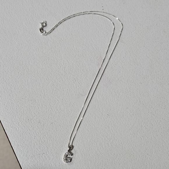 .25 Karat Moissonite Pendant With Sterling Silver Chain! - Picture 2 of 5